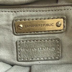 Banana Republic leather shoulder/Crossbody bag